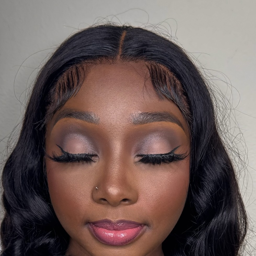 Signature glam makeup look example
